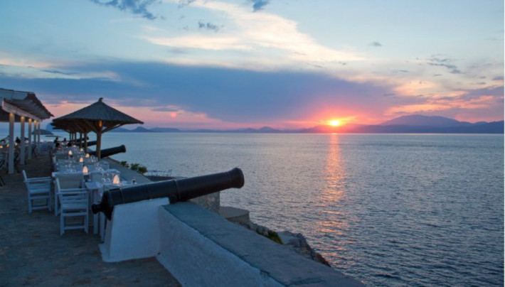 Ύδρα: Το νησί - καρτ ποστάλ που αιχμαλωτίζει όλες τις αισθήσεις σου