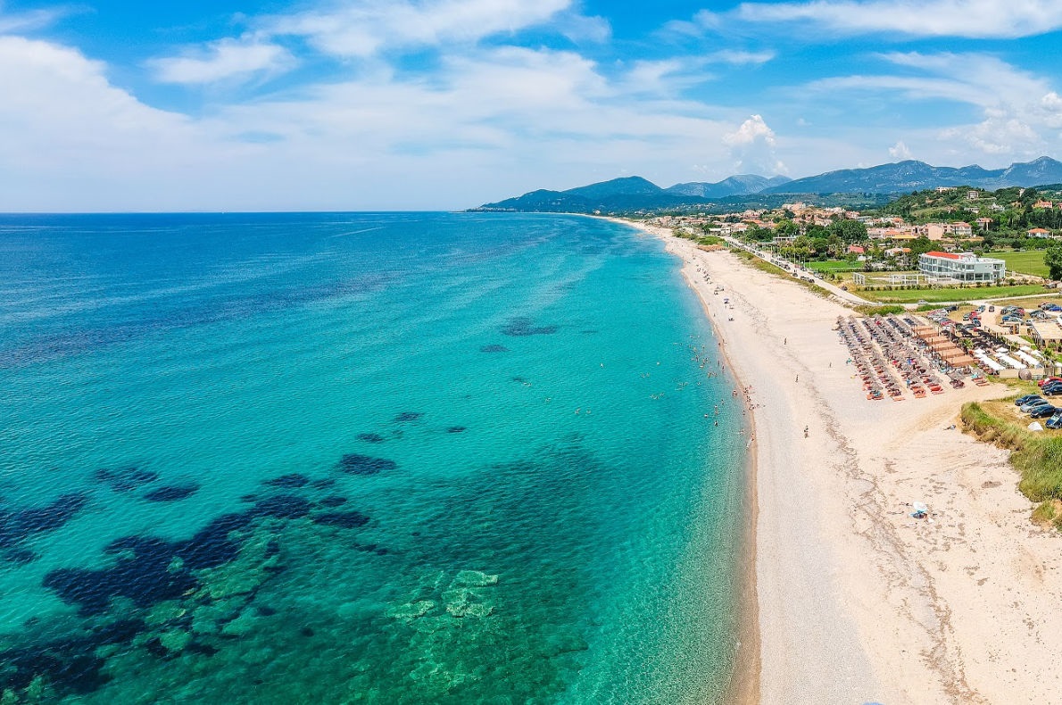 Μονολίθι Πρέβεζας: Γνωρίστε τη μεγαλύτερη παραλία με άμμο στην Ευρώπη