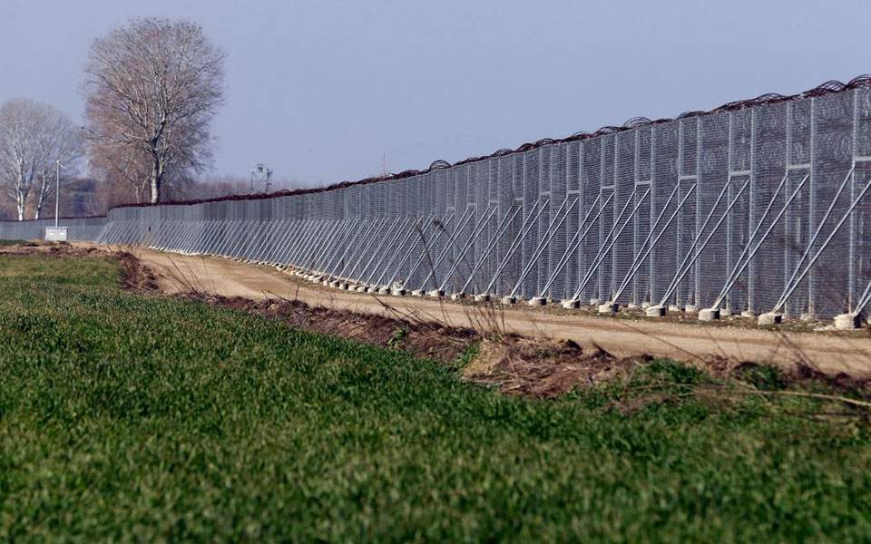 Έβρος: Νές φράχτης 27χλμ από τον οποίο δεν θα περνάει πραγματικά τίποτα