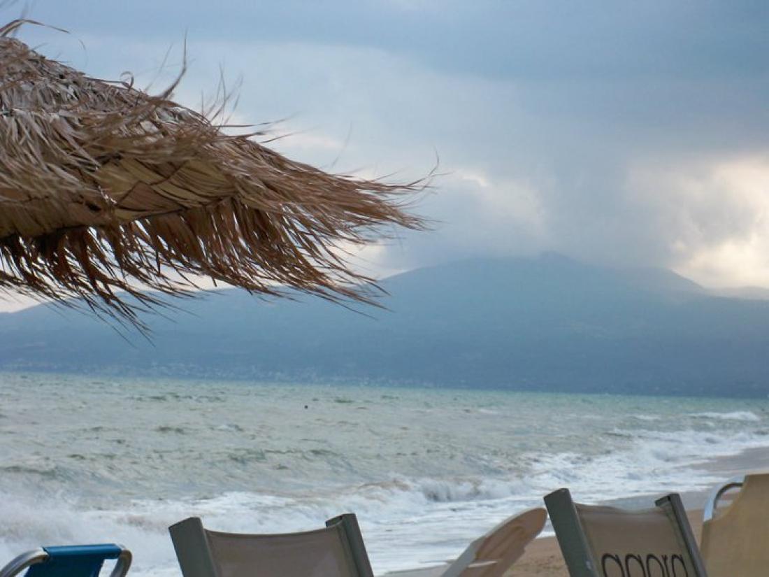 Καιρός σήμερα 6/8: Η κακοκαιρία Θάλεια πάνω από την Ελλάδα – Που θα χτυπήσει με καταιγίδες και χαλάζι