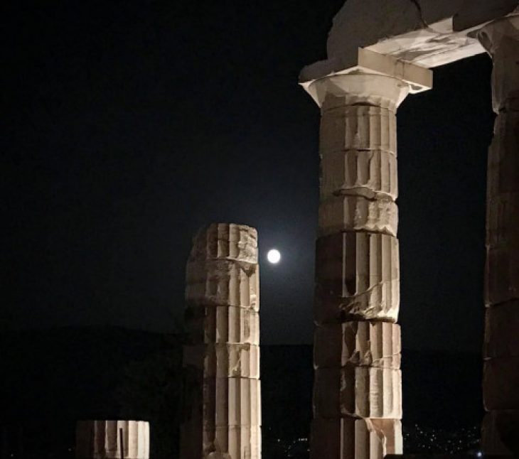 Ακρόπολη: Αλλάζει ο φωτισμός της - Εικόνες από την πρώτη πρόβα