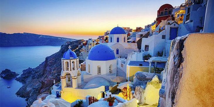 Βραβεία Global Traveller: Σημαντικές διακρίσεις για Ελλάδα και Σαντορίνη