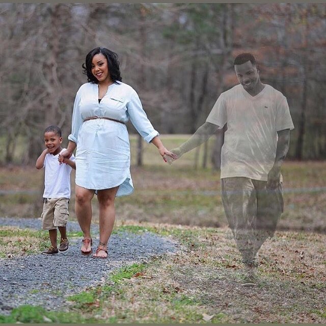 Έχασε τον άνδρα της δύο μήνες πριν γεννήσει! Για να τον τιμήσει έκανε μία φωτογράφιση με τον 4χρονο γιο τους με τη βοήθεια ενός φωτογράφου