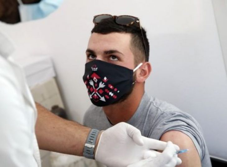 150 ευρώ για εμβόλιο: Πως ακριβώς θα πάρετε τα χρήματα