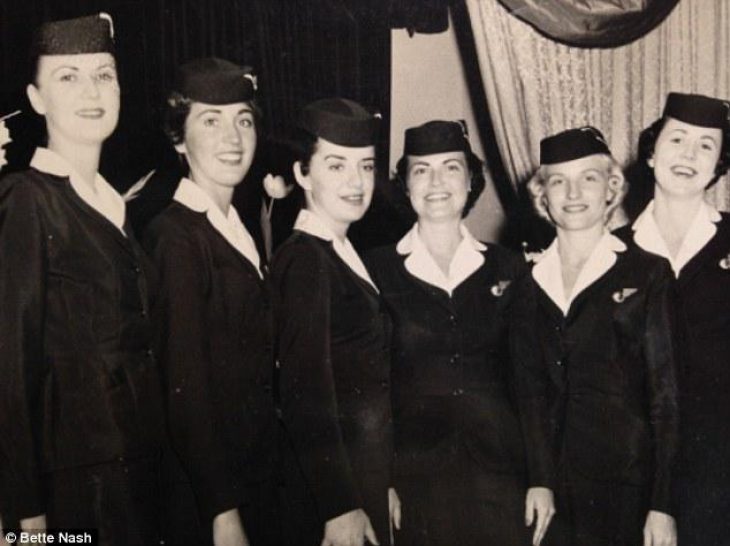 84χρονη αεροσυνοδός: Δεν θέλει να συνταξιοδοτηθεί