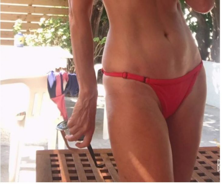 Κωνσταντίνα Μιχαήλ: Με μπικίνι στα 54 της καλύτερη και από 20αρα