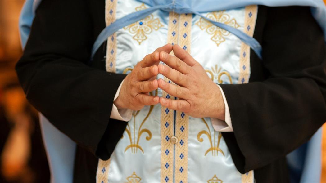 83χρονος ιερέας ασελγούσε σε 11χρονο κορίτσι – Είχε μάλιστα και την ευλογία της μητέρας της