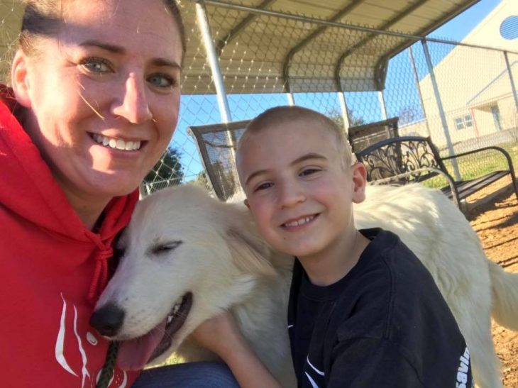 «Παιδί της Χρονιάς»: Αγόρι 7 ετών έσωσε 1.400 σκυλιά
