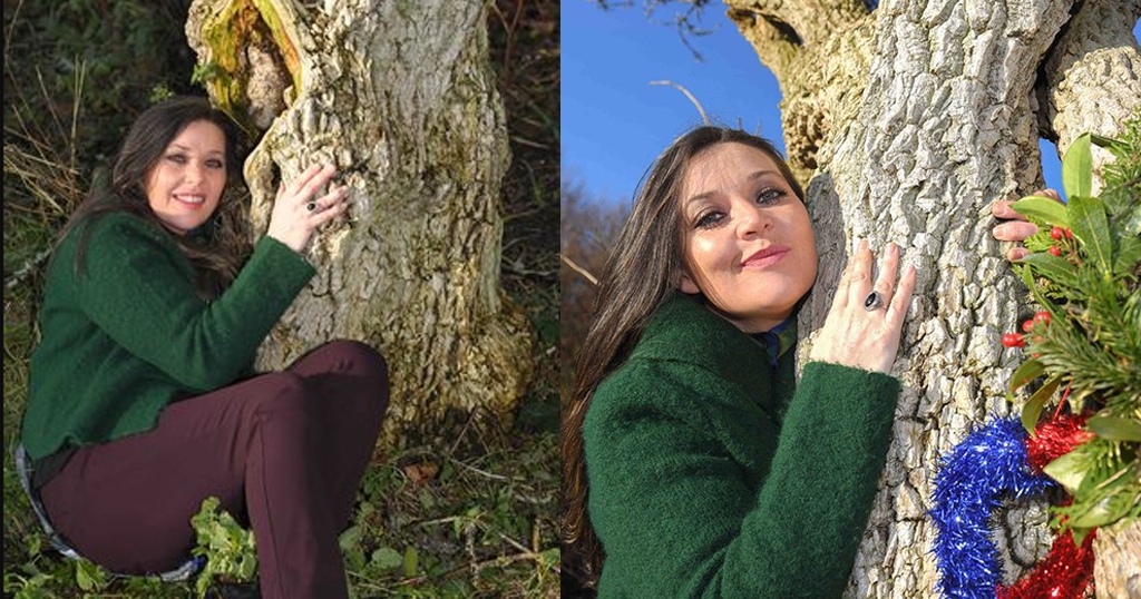 37χρονη ερωτεύτηκε και παντρεύτηκε δέντρο και άλλαξε ακόμη και το επιθετό της σε κουφοξυλιά