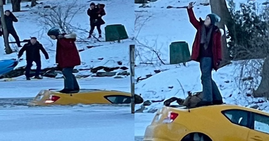 «Και όμως αληθινό»: Το αυτοκίνητό της βυθιζόταν στα παγωμένα νερά κι αυτή έβγαζε selfie