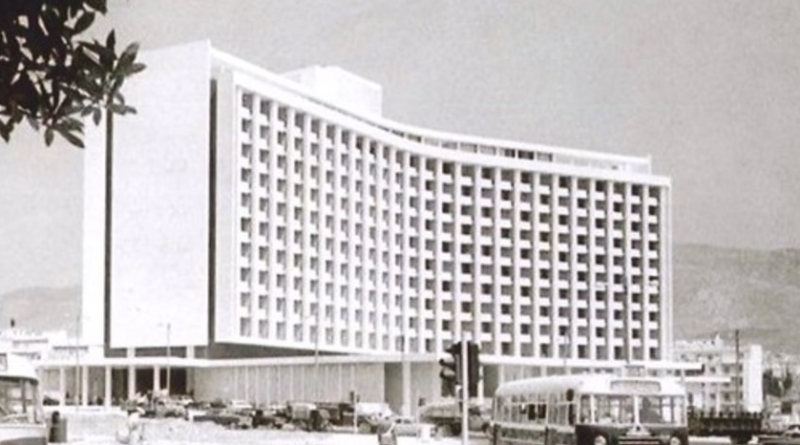 Χίλτον: Έκλεισε το ξενοδοχείο  μετά από 58 χρόνια λειτουργίας – Πότε ανοίγει ξανά και με τι ονομασία