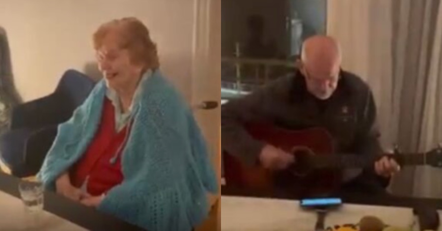 «Καλημέρα Ήλιε»: Ο Γιώργος Παπανδρέου το παίζει στην κιθάρα στη μητέρα του Μαργαρίτα