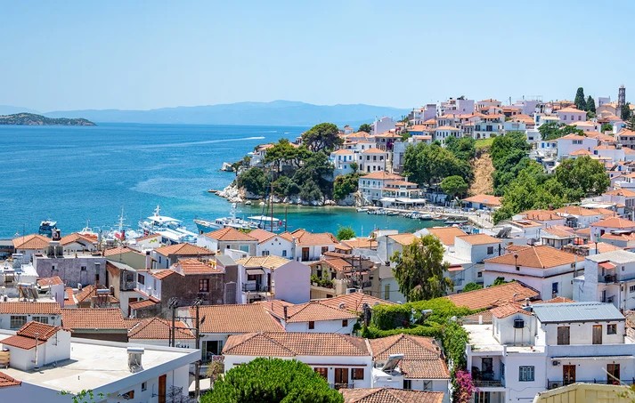 Χαμός στη Σκιάθο