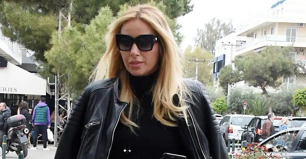 Η σπάνια εμφάνιση της 18χρονης κόρης της Γωγώς Μαστροκώστα – Η απίστευτη ομοιότητα με τη μαμά της