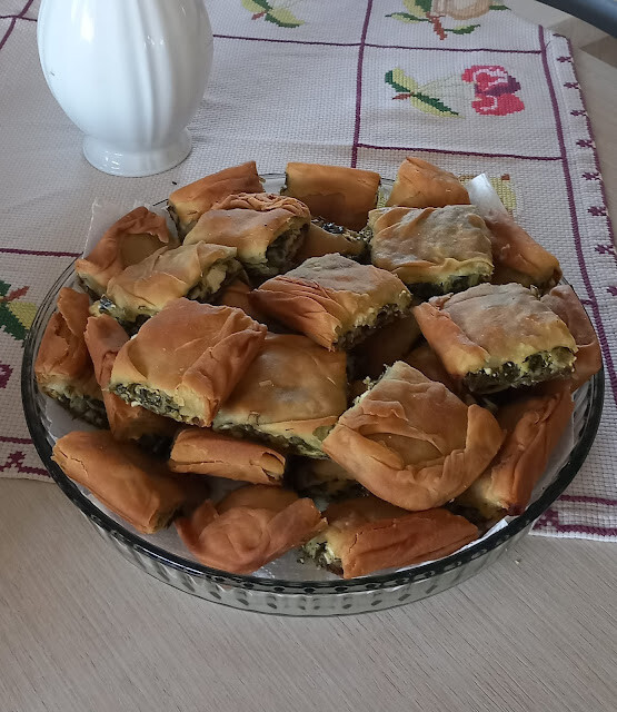 Ρουμελιώτικη σπανακόπιτα σαν της γιαγιάς