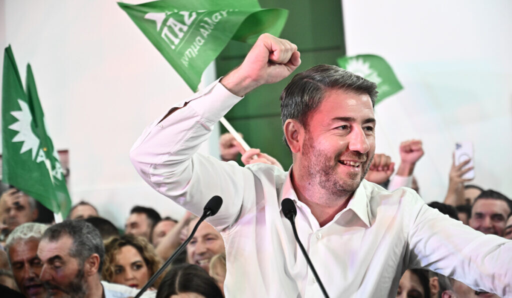 Μετά τον Νικόλα Φαραντούρη: Οι 4 νέες δυνατές μεταγραφές του ΠΑΣΟΚ με σφραγίδα Ανδρουλάκη