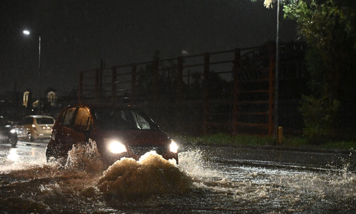Κόκκινος συναγεpμóς στην Αττική: Δύσκολες οι επόμενες ώρες, σoκ νέο έκτακτο δελτίο από ΕΜΥ