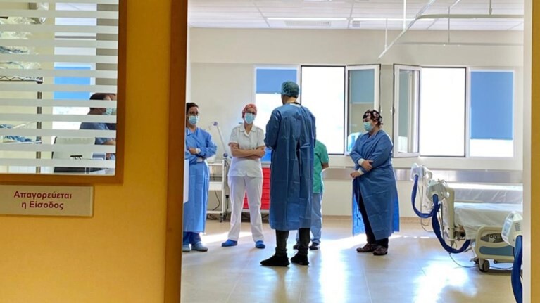 EKTAKTO: Nεκpoς πασίγνωστος Έλληνας γιατρός σε Tpoxαio