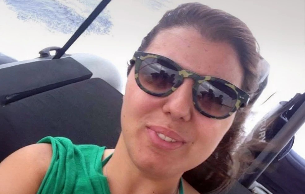 Φωτογραφία ντοκουμέντο από το τσίμπημα εντόμου στο χέρι της Μαρίσσας Λαιμού