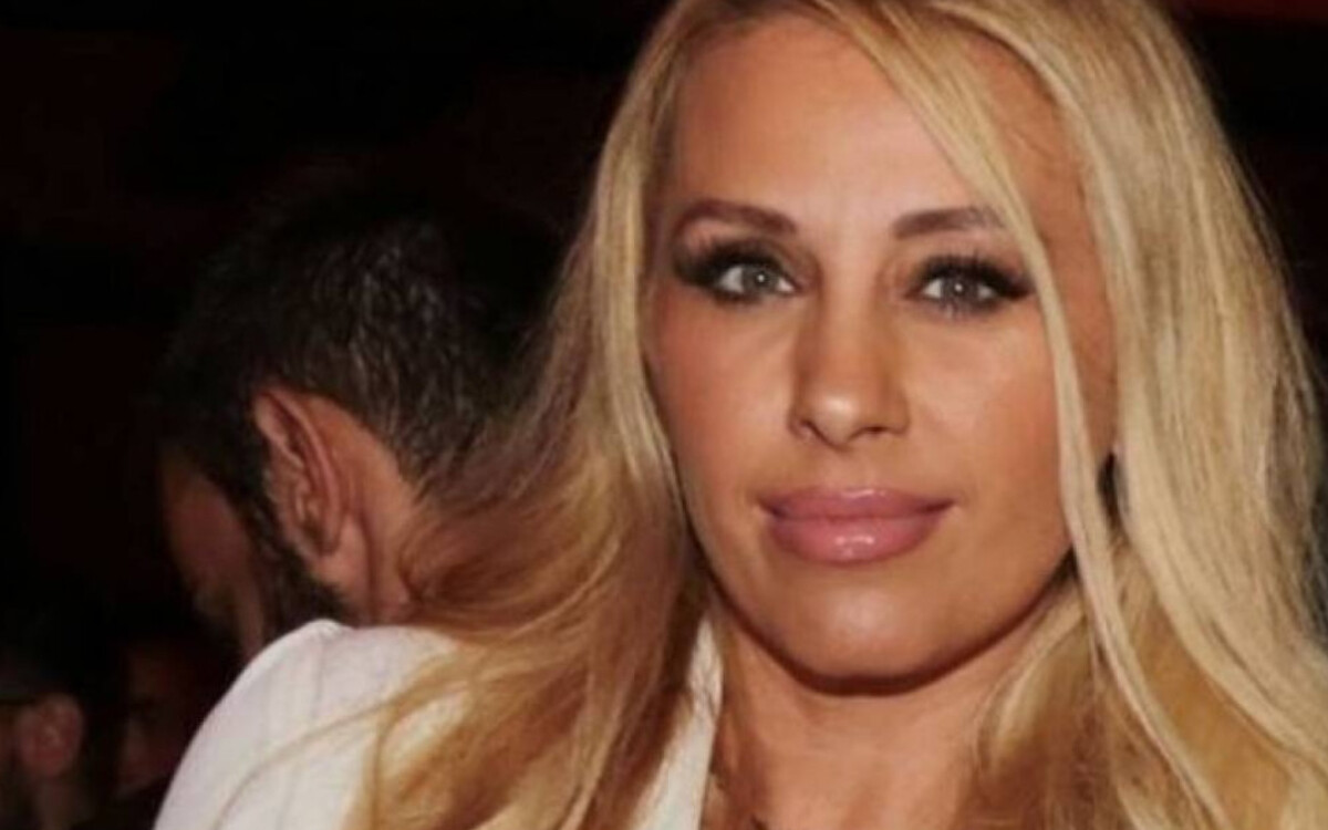 Γωγώ Μαστροκώστα: Eπιδειvώθnκε η κατάσταση της υγείας της – Δεν έχει επαφή με το περιβάλλον