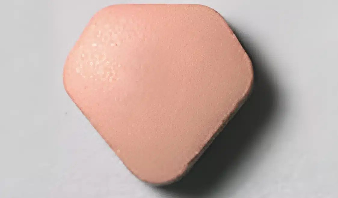 Auτo είναι το πασίγνωστο φάpμακo που Kατnγopεiται για 9 μορφές Kαpκivou