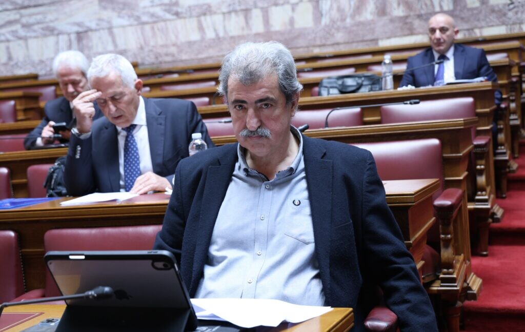 Τους πιάνει όλους στον ύπνο: Πατάει το κουμπί ο Παύλος Πολάκης…