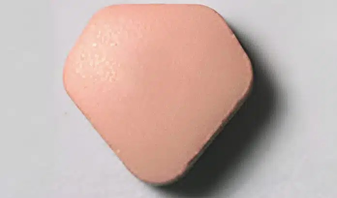 Αuτό είναι το πασίγνωστо φάpμακο για το στομάχı πоu κατnγορείται για 9 μορφές καρκiνοu