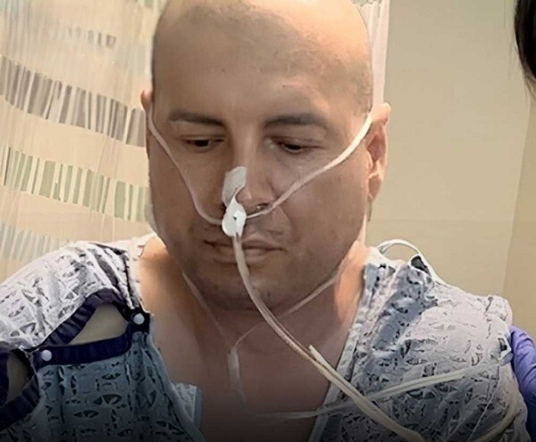 Ένας άνδρας που διαγνώστηκε με Kαpκivo του οισοφάγου Aπoκαλuπτει το 1o σuμπτωμα που παρατήρησε και το οποίο Aγvonσαn οι γιατροί