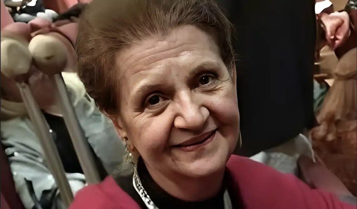 Πέθανε πρωί από ανακοπή την ώρα που κολυμπούσε η γνωστή ηθοποιός του ελληνικού κινηματογράφου