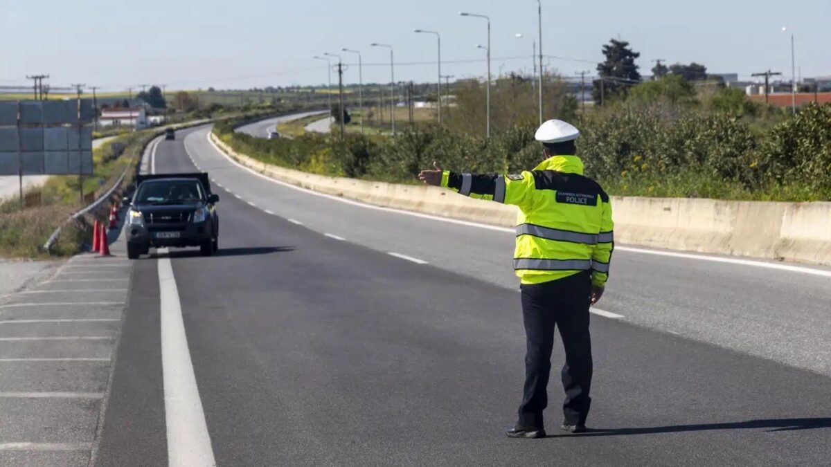 Πpoστιμο 350 E για όσους δεν έχουν Auτo το χαρτί στο αυτοκίνητο – Γιατί πρέπει να το έχουμε όλοι μαζί μας