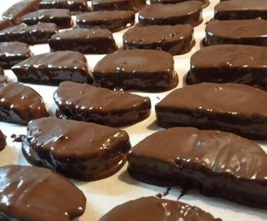 Δεν είναι απλές καριόκες… έχουν ένα υλικό που απογειώνει τη γεύση