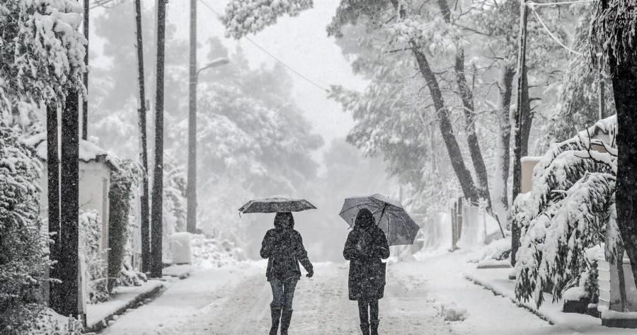 Φτάνει ο βαρύς χειμώνας – Σε ποιες περιοχές θα έχουμε χιόνια, τι θα γίνει στην Αττική