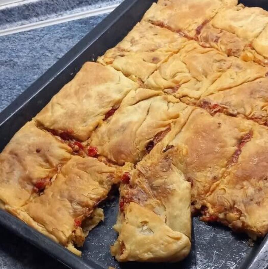 Η πιο μυρωδάτη μανιταρόπιτα με σπιτικό φύλλο – Τραγανή απ’ έξω και ζουμερή μέσα!