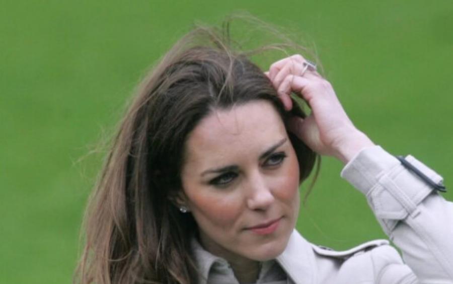 Φορούσε περούκα, την έβαφαν 2 ώρες: Μαθεύτηκε η αλήθεια για την Κέιτ, το δράμα πίσω από τα χαμόγελα στην 1η εμφάνιση