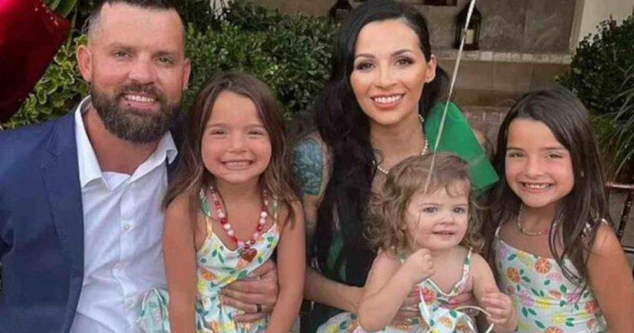 Το παιδί έχανε τη ζωή του και αυτός έπαιζε PlayStation -Τα SMS της μητέρας στον πατέρα που ξέχασε το μωρό μέσα στο αμάξι