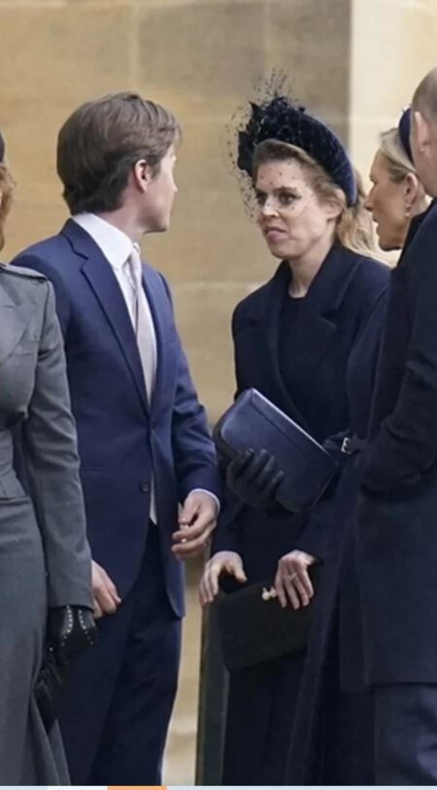 Μνημόσυνο Βασιλιά Κωνσταντίνου: Ο κούκλος γιος της Μαρί Σαντάλ και του Παύλου, όλες κοιτούσαν εκείνον