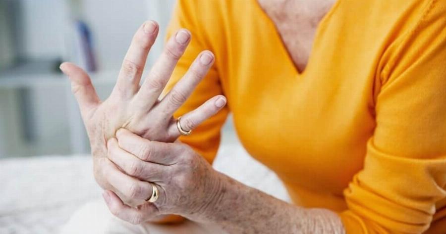 Αν έχετε μούδιασμα στα χέρια, μην αγνοήσετε αυτούς τους 7 λόγους