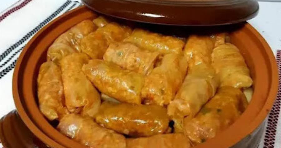 Λαχανοντολμάδες της γιαγιάς στη γάστρα που λιώνουν στο στόμα – Δεν θα ξαναβάλεις κατσαρόλα