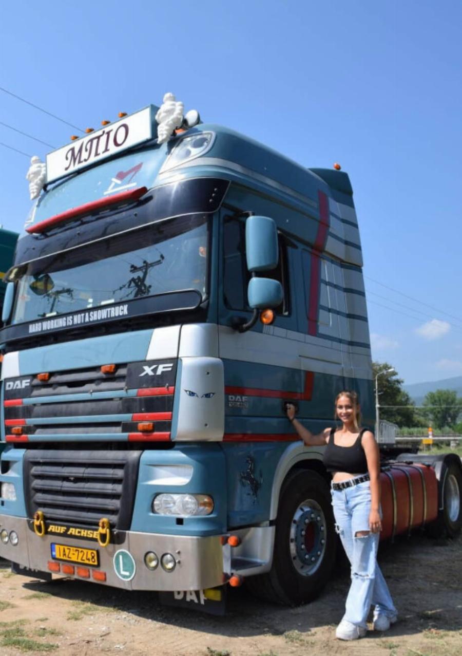 Μαρία Μπινιόλα: Η 23χρονη οδηγός νταλίκας από την Ημαθία που ζει το όνειρό της