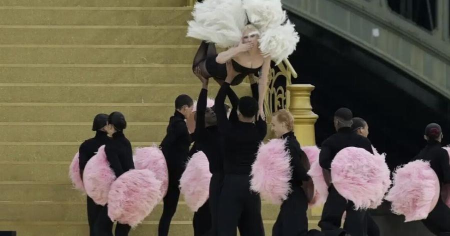 Ολυμπιακοί Αγώνες 2024: Το Twitter τρολάρει την Τελετή Έναρξης – «Καρναβάλι του Μοσχάτου», «σκηνοθεσία Δαλιανίδη»