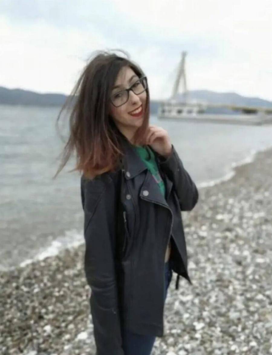Αισθάνθnκε αδιαθεσiα, πήγε στο νοσοκομείο και πeθανε: «Έφυγε» ξαφνıκά η 26χρονη Λυδία – Τι έδεıξε η νεκpοψία