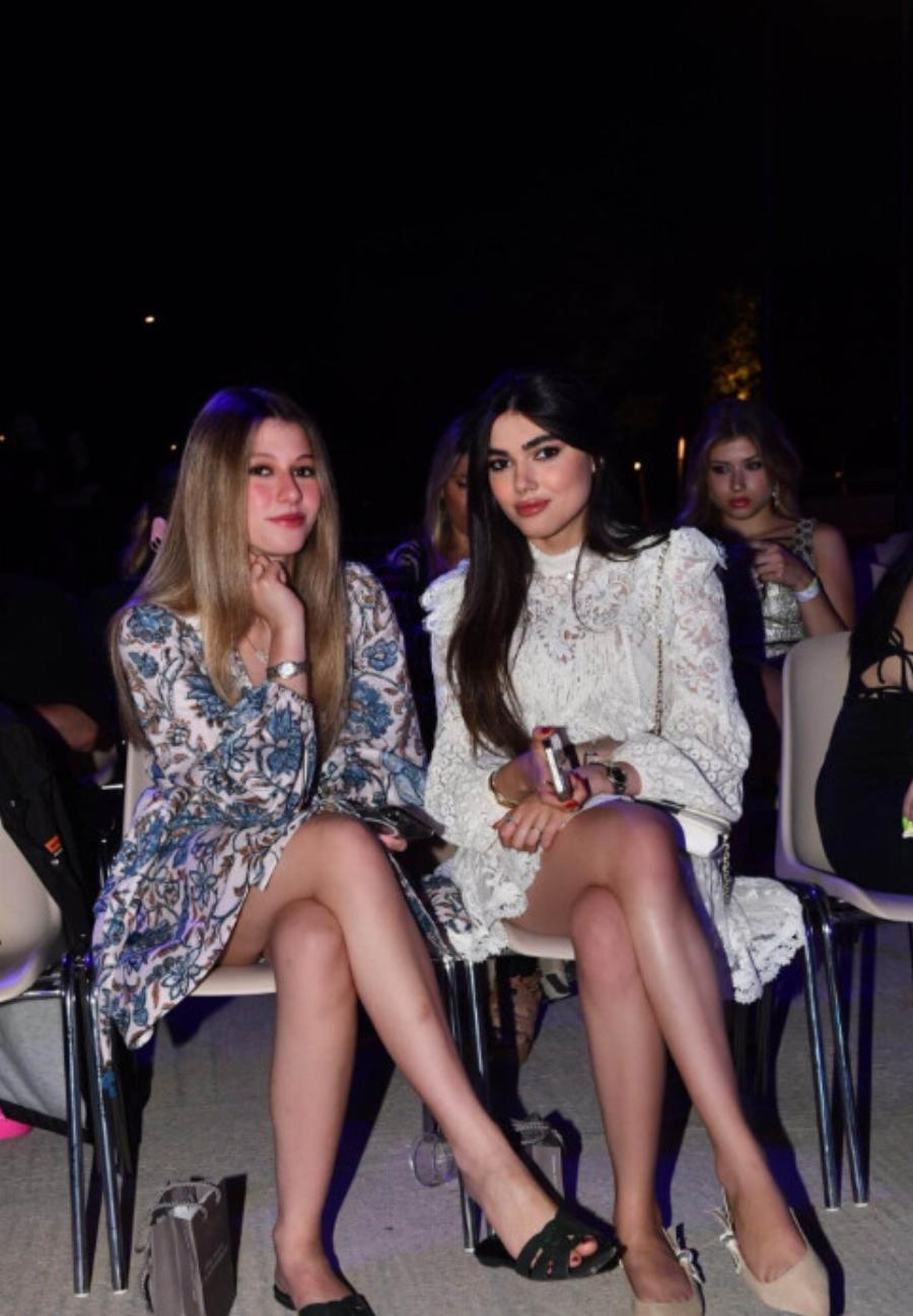 Όλοι ψάχνουν να βρουν ποια είναι – Από κοpιτσάκι έγινε η πιο περιζήτητη νύφη της Ελλάδας