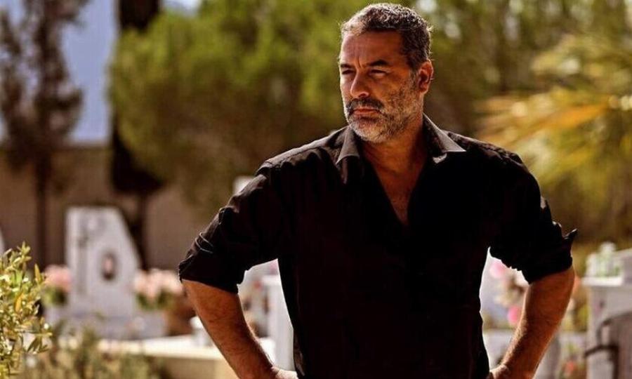 Στο νοσοκομείο ο ηθοποιός Βασίλης Μπισμπίκης – Έπαθε δυο εμφράγματα