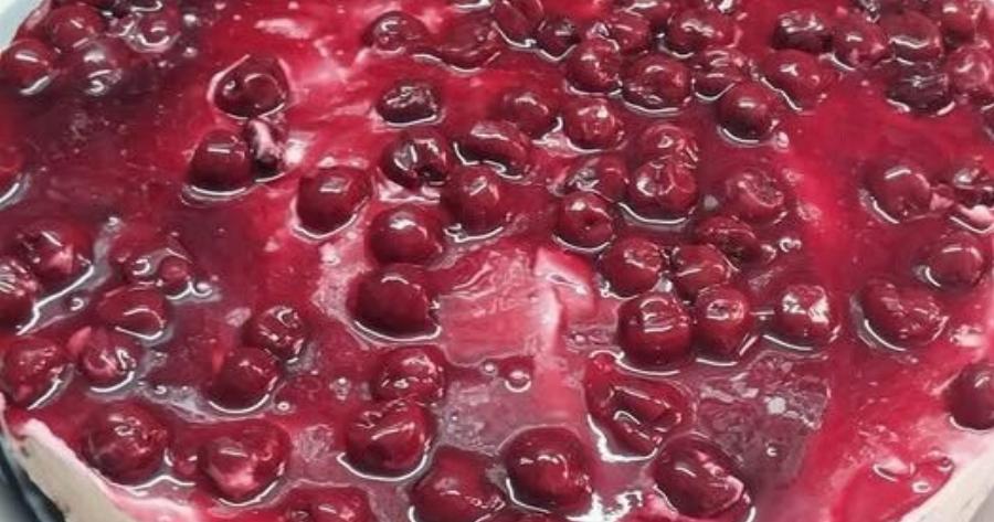 Το πιο εύκολο γιαουρτογλυκό ψυγείου – ελαφρύ και πεντανόστιμο