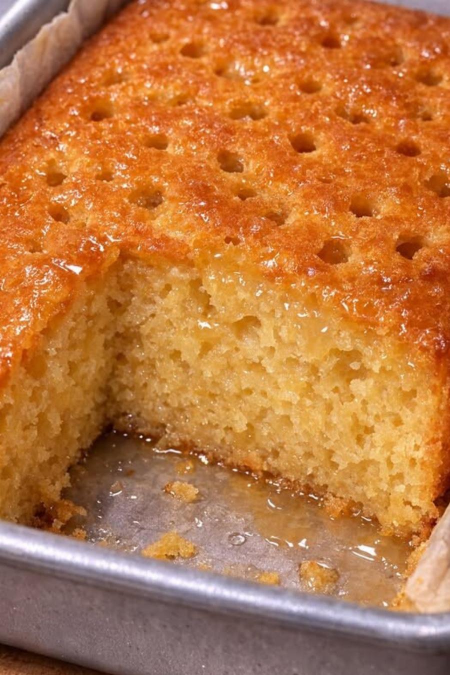 Το πιο αφράτο και υγρό κέικ που έχεις δοκιμάσει ποτέ – δεν θα το αλλάξεις ξανά