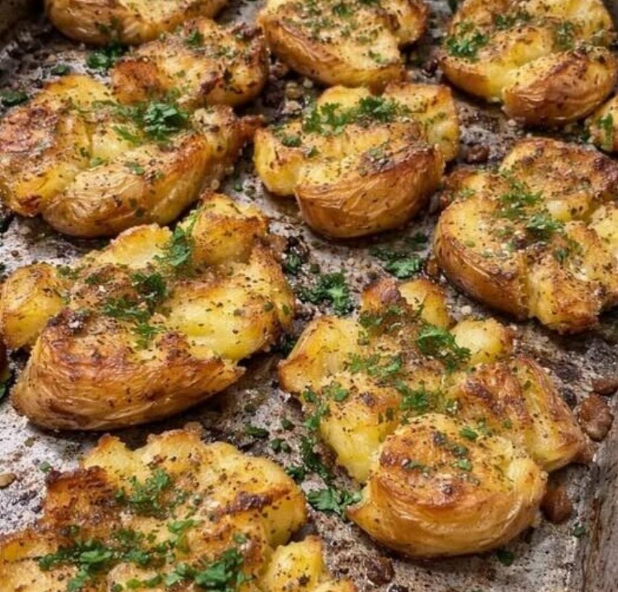 Το μυστικό για τις πιο τραγανές πατάτες φούρνου που έχεις δοκιμάσει