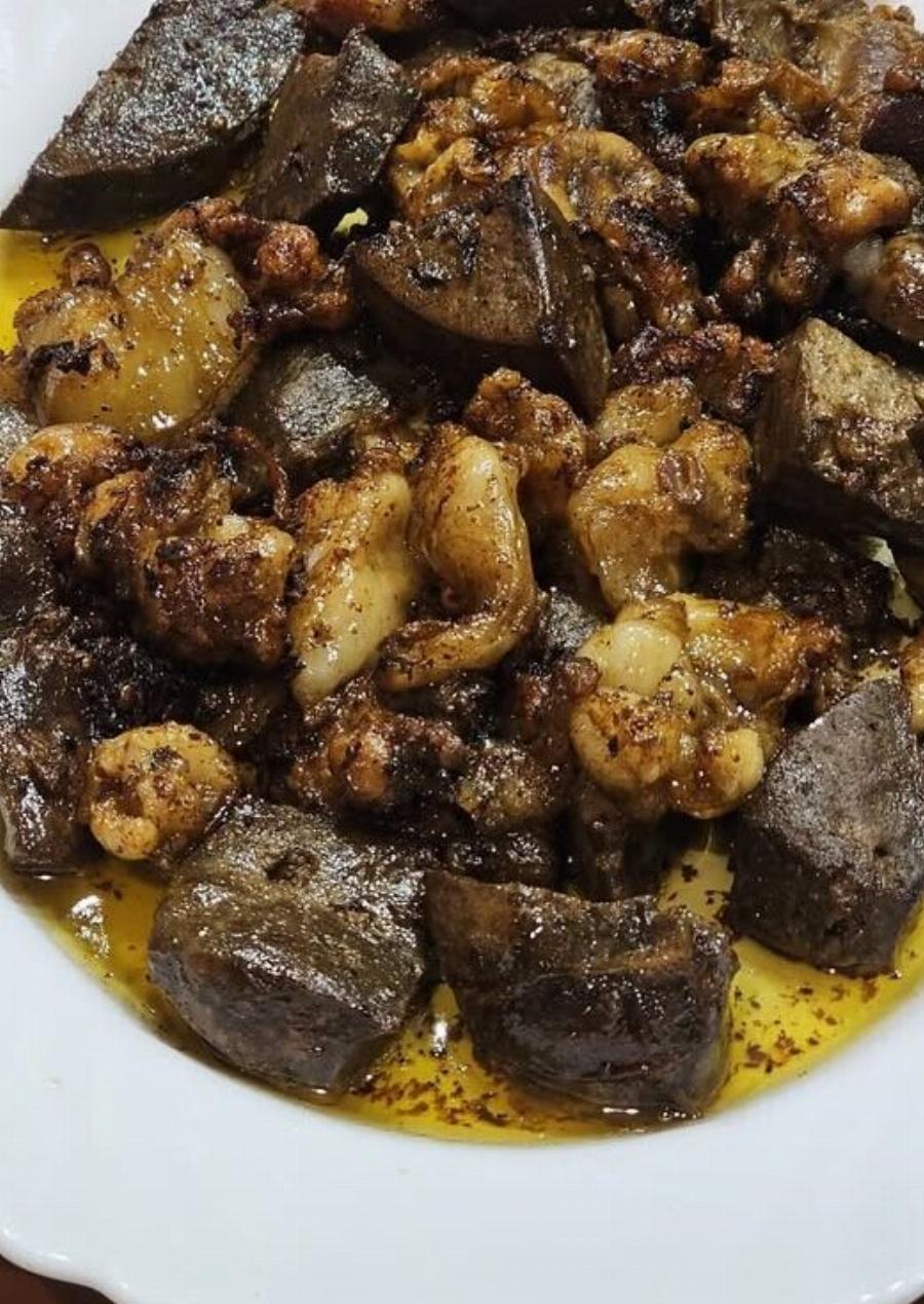 Έτσι κάνω τη συκωταριά και γίνεται λουκούμι – με ένα κόλπο που κάνει τη διαφορά