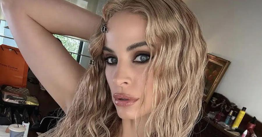 Διάσημη Ελληνίδα έβαψε τα μαλλιά της και δεν την αναγνωρίζει κανείς