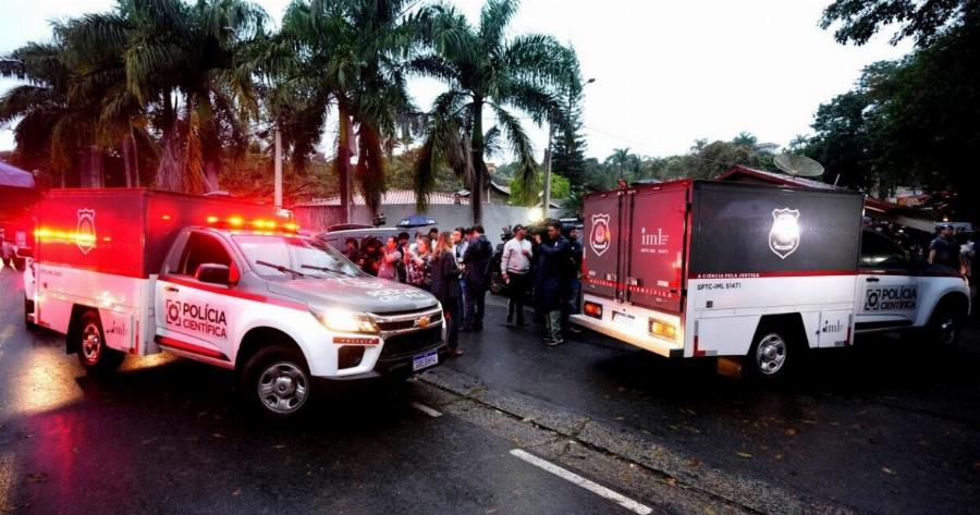 Τραγωδία: Βανάκι που μετέφερε την κωπηλατική ομάδα συγκρούστηκε με φορτηγό – 9 νεκροί