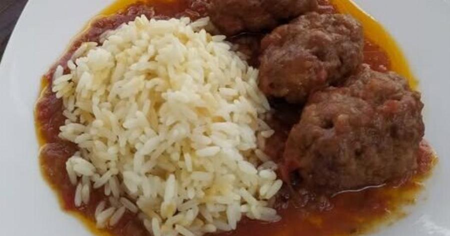 Σμυρνέικα σουτζουκάκια – τα πιο νόστιμα που θα φτιάξετε